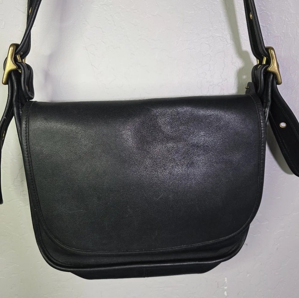 Coach Vintage Patricia Legacy‎ Black Leather Crossbody Purse